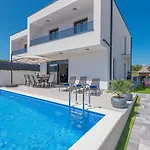 Katarina Villa
