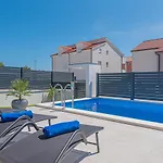 Katarina Villa Vodice